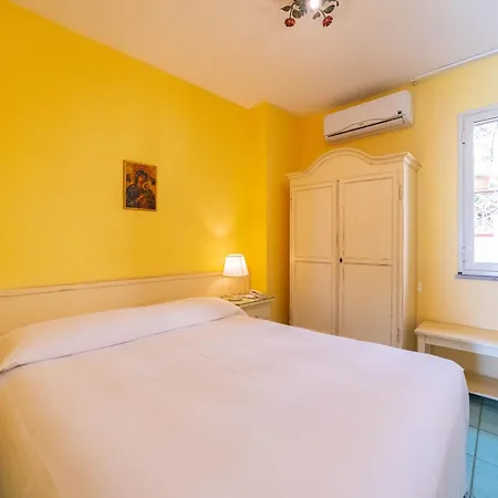 Mendolia Hotel 3*